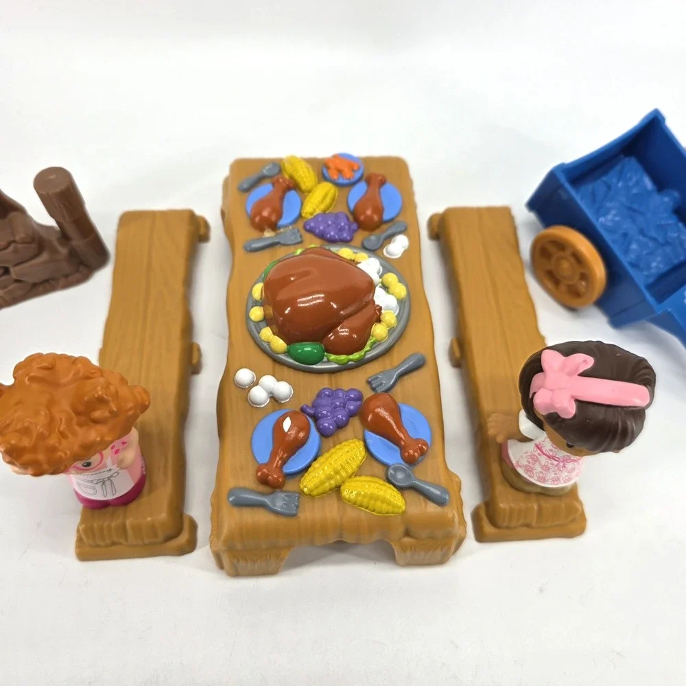 Fisher-Price Little People Thanksgiving Celebration Pilgrims Indians Sophie